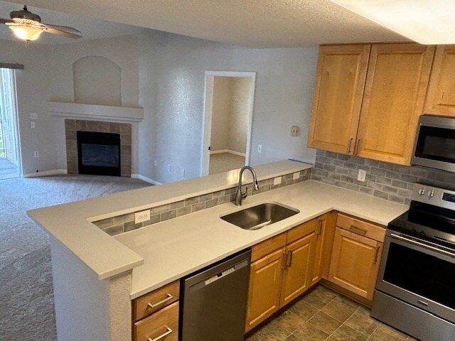 Kitchen/Living - 3575 Boulder Cir