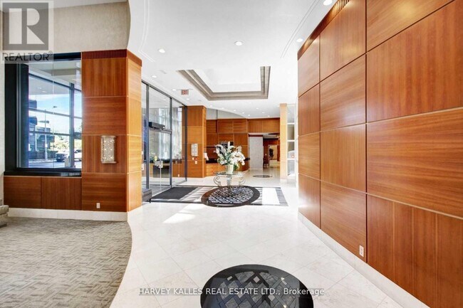 Building Photo - 155 Beecroft Rd