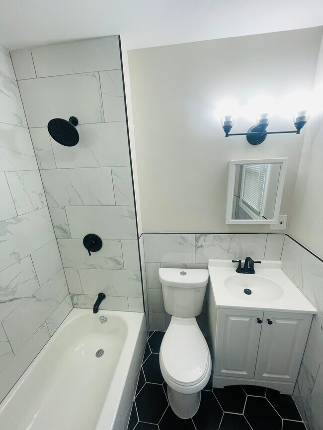 Foto del edificio - 289 Elmwood Ave