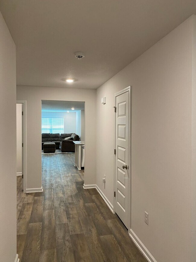 Building Photo - Enjoy $200 off Move In Special with this 4...