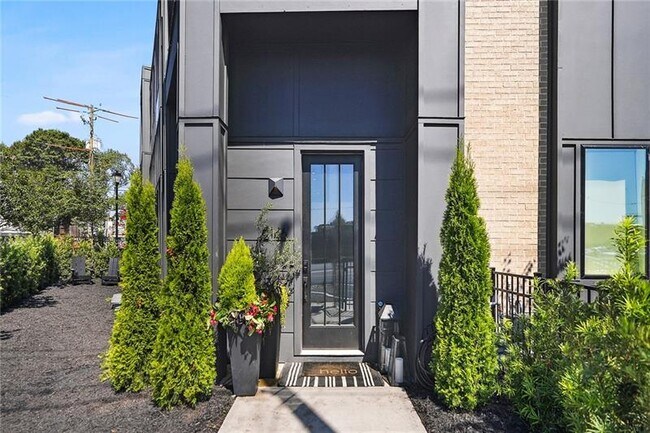 Building Photo - 2146 Bristol Cove