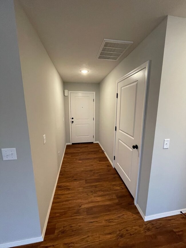Building Photo - New Build ! Everything new for a great price!
