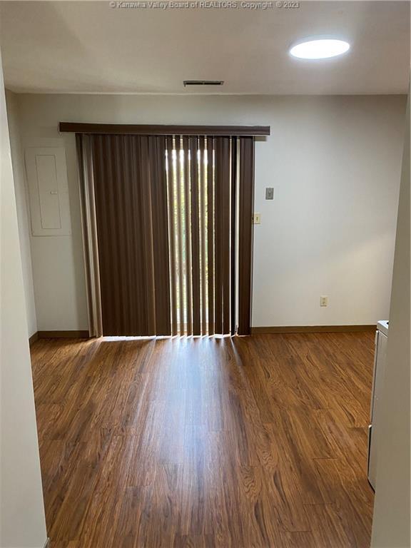 Foto del edificio - 1328 Elmwood Ave