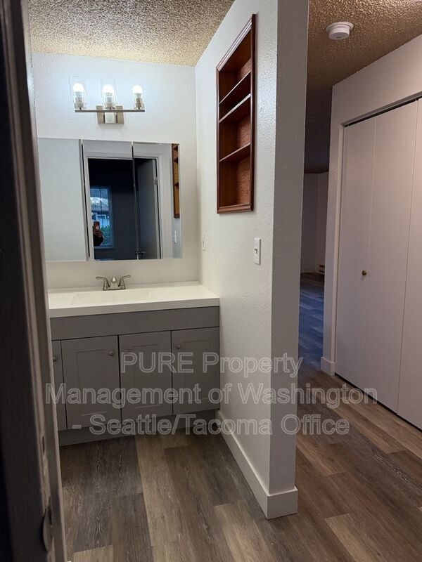 Building Photo - 5801 13th Ave SE