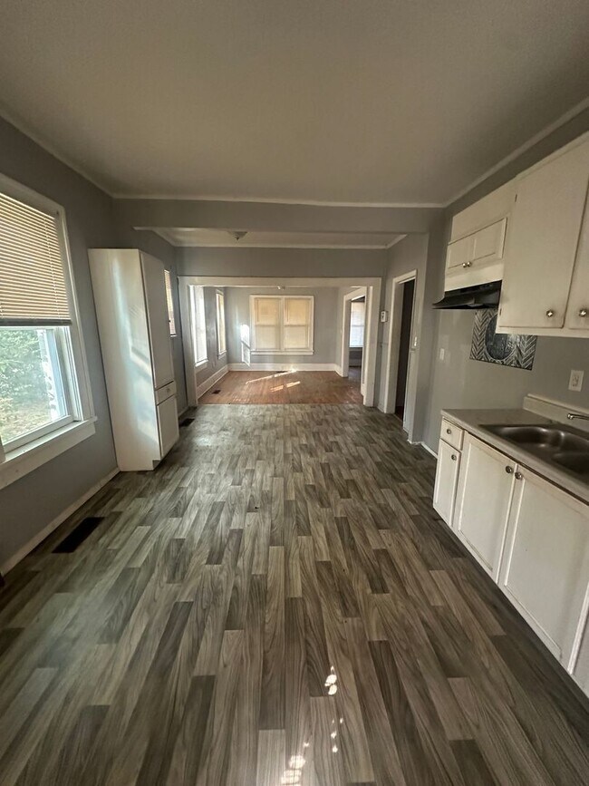 Foto del edificio - 2794 Napier Ave