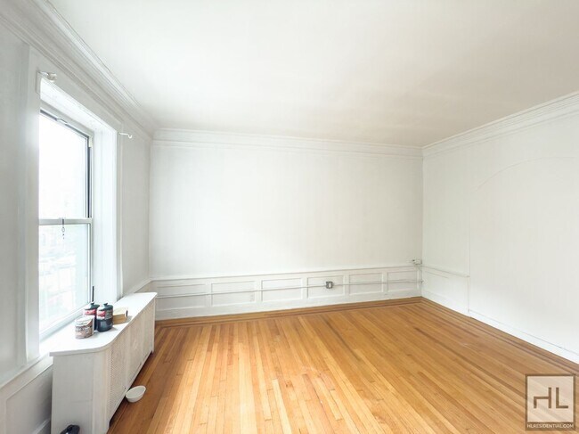Foto del edificio - Beautifully Renovated 3-Bedroom with Priva...