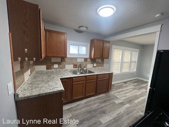 Building Photo - 3 br, 2 bath House - 1617 Topping Ave