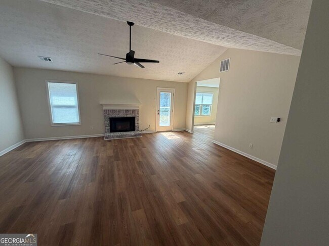 Foto del edificio - 2694 Palm Creek Ct