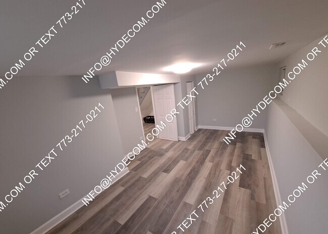 Building Photo - 10117 S Yale Ave