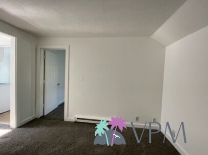 Foto del edificio - 146 W Broadway St