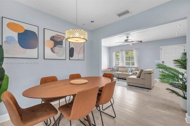 Foto del edificio - 3671 SW 19th St