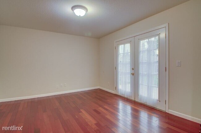 Foto del edificio - 3 br, 2 bath House - 1014 W 37th St