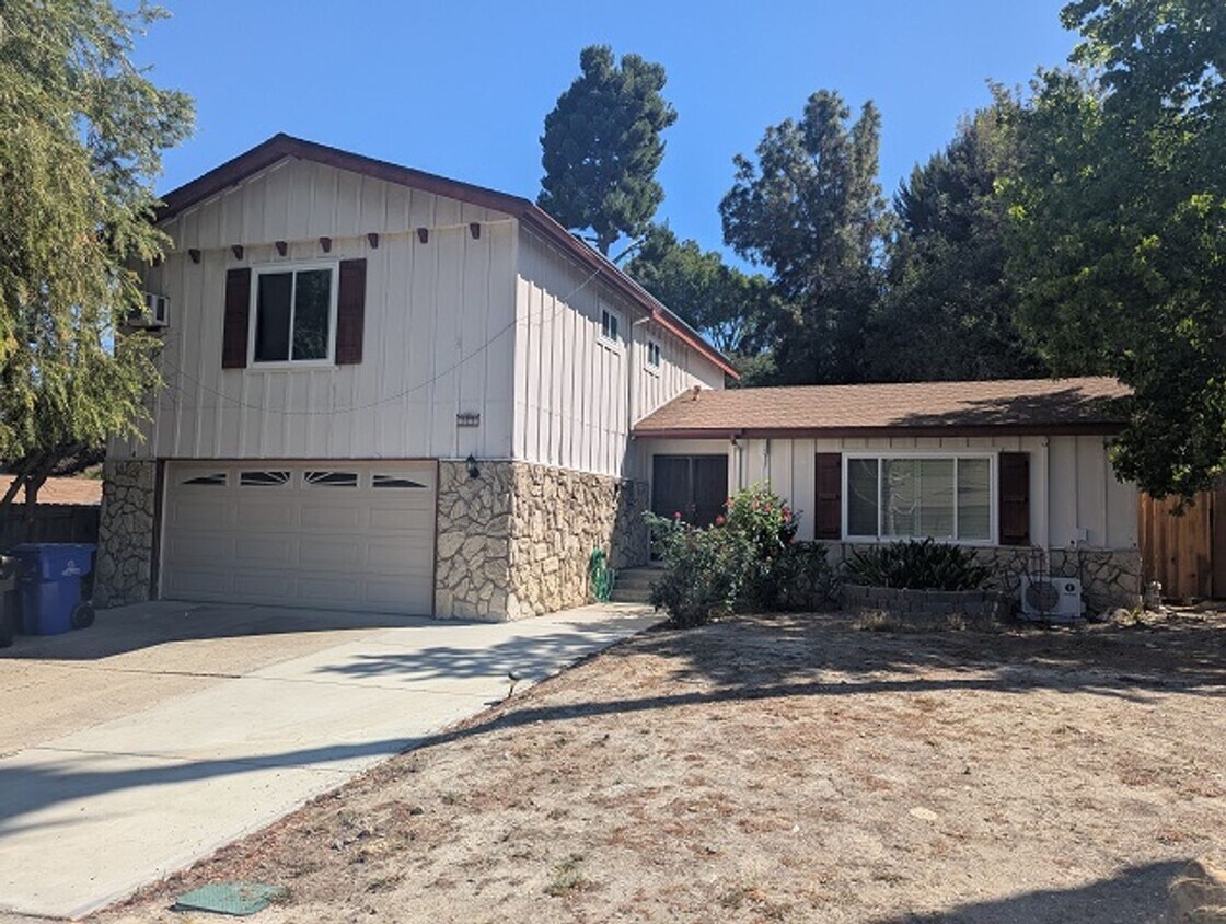 Primary Photo - 2 Story - 4 Bedroom House w/pool in San Ca...