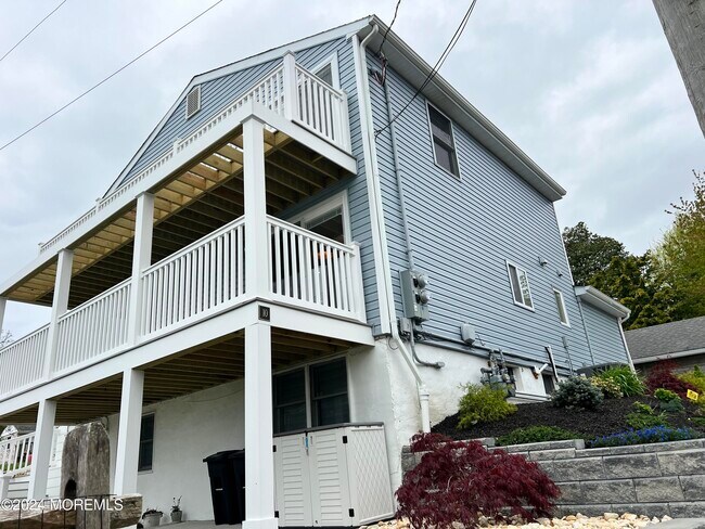 Foto del edificio - 10 Hillside Ave