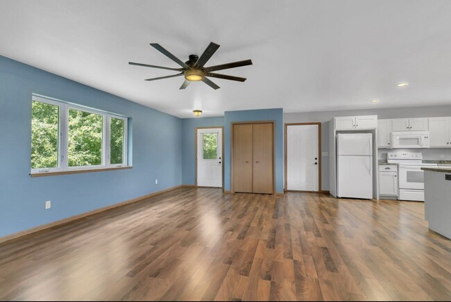 Foto del edificio - 702 3rd Ave SE