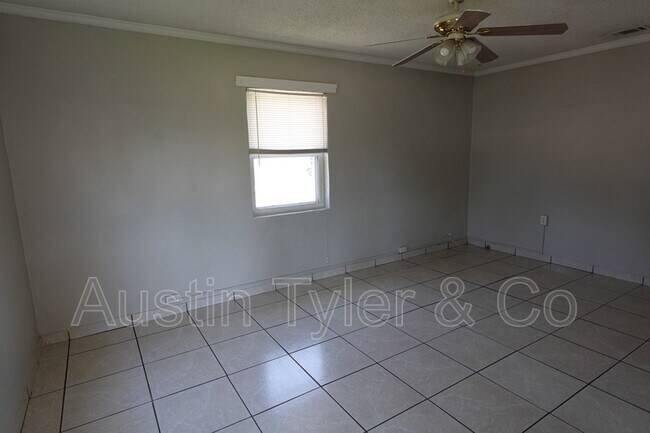 Foto del edificio - 2996 Smith St