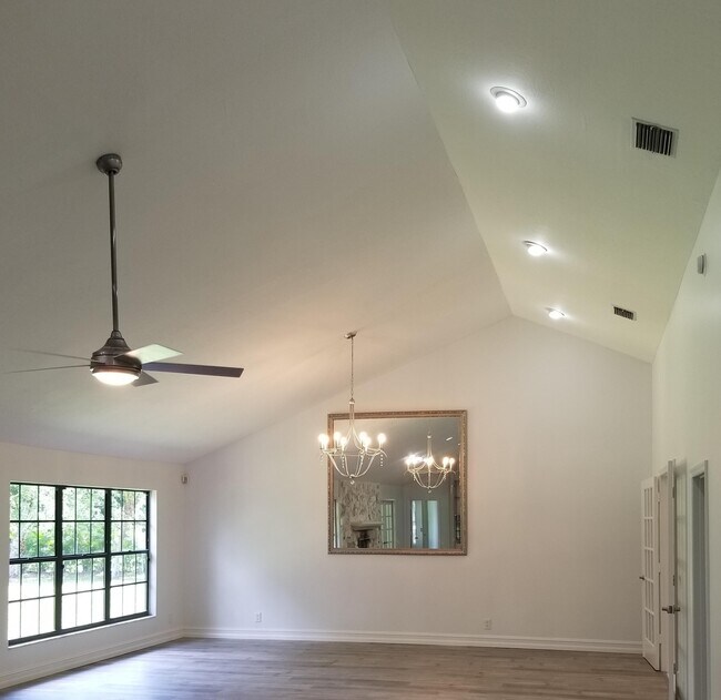Foto del edificio - 16369 90th St N