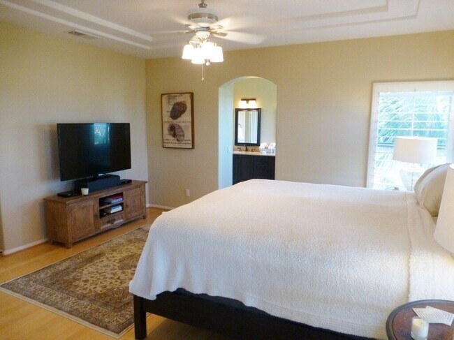 Building Photo - 7275 Surfbird Cir