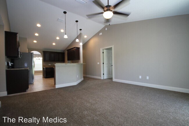 Building Photo - 3 br, 2 bath House - 258 Malauka Run