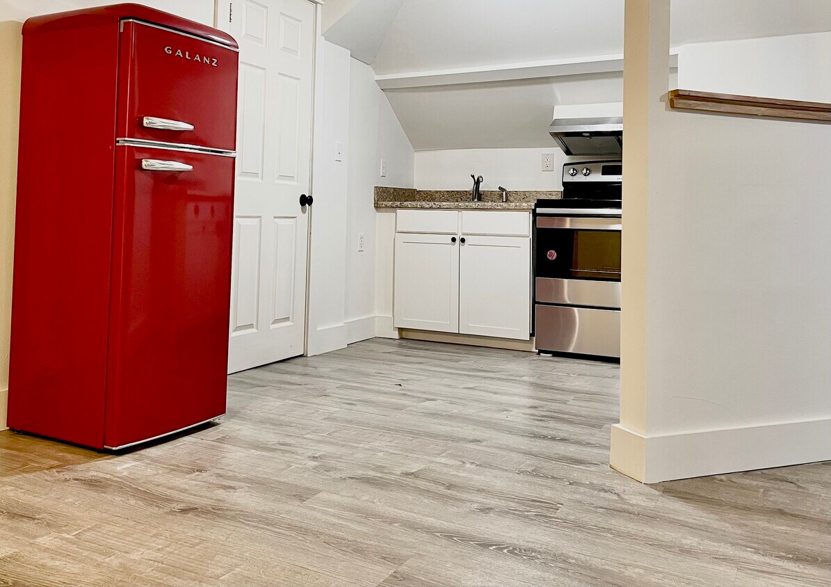 1713 Burwell Street, Bremerton, WA 98337 Townhome Rentals in