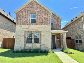 Building Photo - 8725 Scotty's Lk Ln