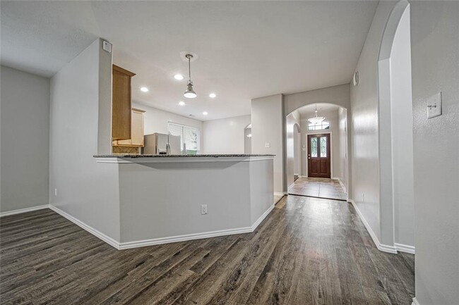 Building Photo - 3630 Avalon Spring Ln