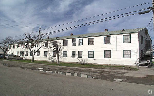 Primary Photo - 1121 Folsom St