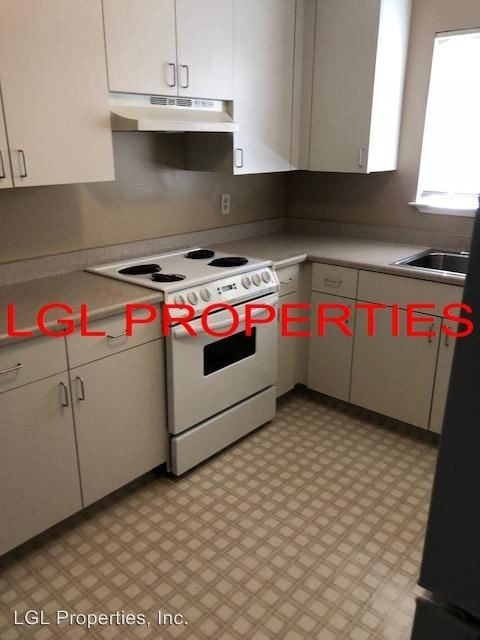Building Photo - 2623 U St