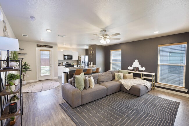 Foto del edificio - 2904 Bryan Ave