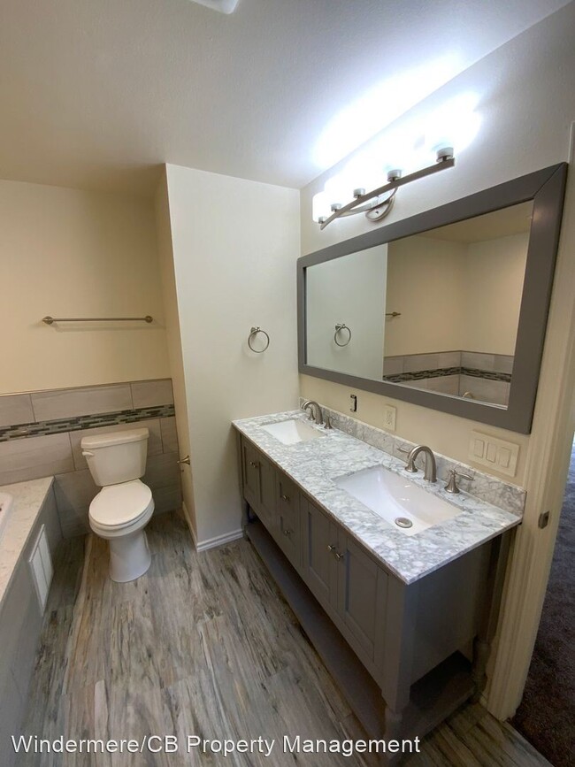 Foto del edificio - 4 br, 3 bath House - 19823 NW Fairway Dr