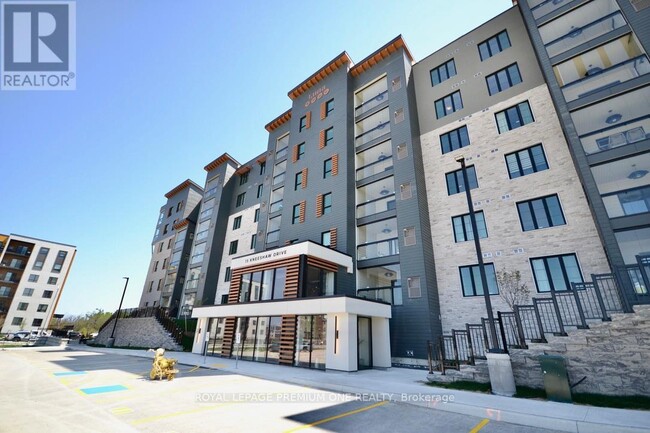 Building Photo - 15-115 Kneeshaw Dr