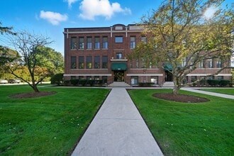 Building Photo - 30 Conant St