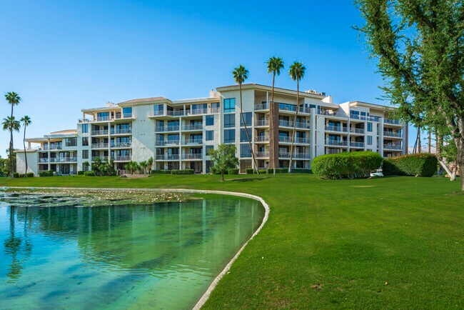 Building Photo - 910 Island Dr