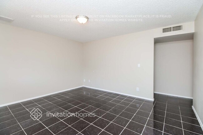 Foto del edificio - 6910 W Rancho Dr