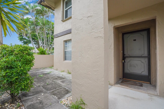 Building Photo - 13719 Via Aurora