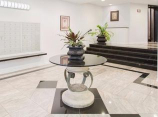 Foto del edificio - 6415 N Sheridan Rd