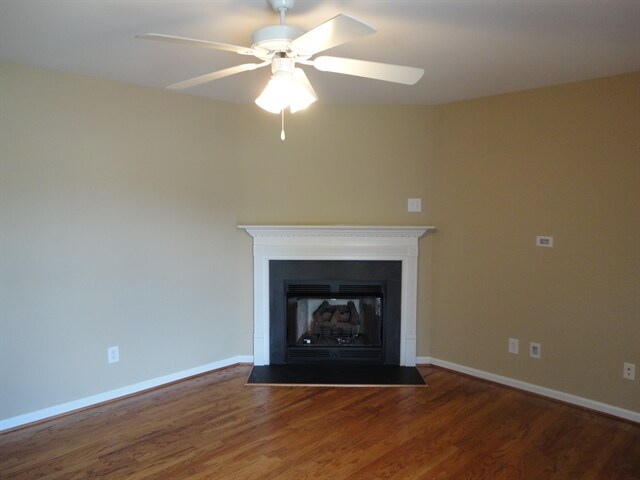 Foto del edificio - 1529 Birkdale Ct