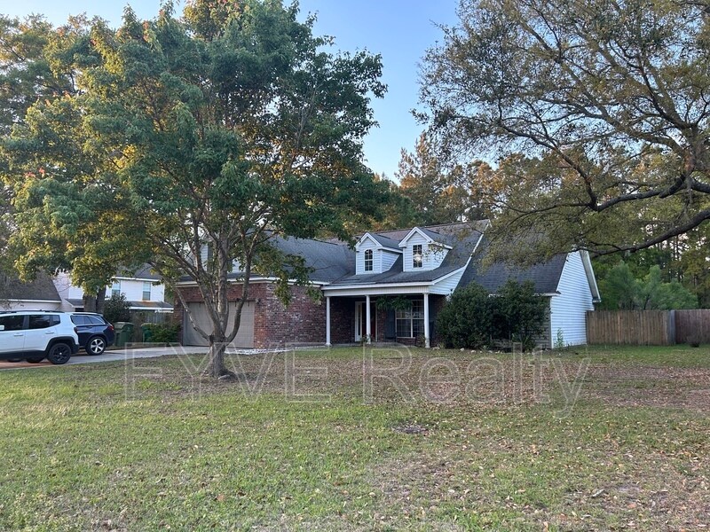 Primary Photo - 4 Stoney Hill Rd