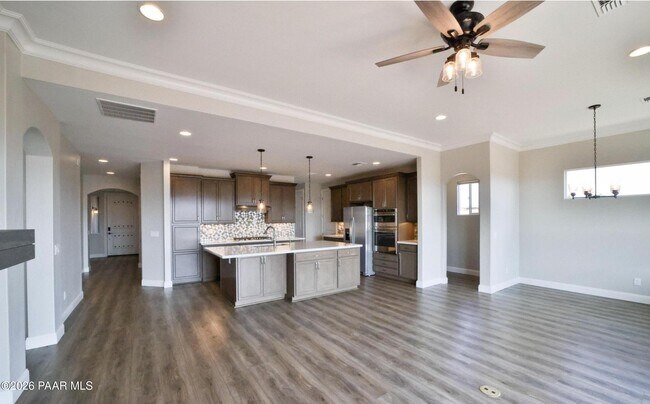 Foto del edificio - 7037 Robin Nest Ct