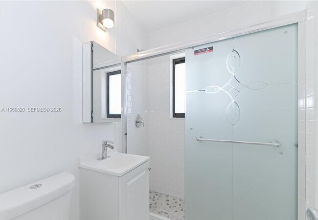 Foto del edificio - 811 81st St