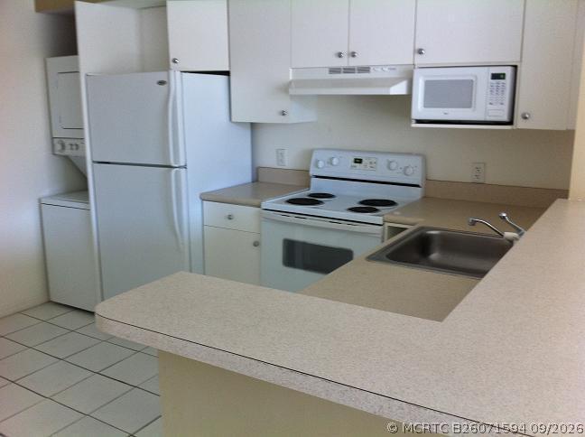 Foto del edificio - 5085 NW 7th St