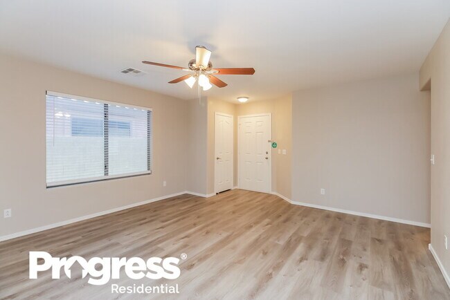Building Photo - 2370 W Gold Dust Ave
