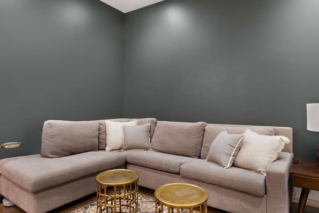 Building Photo - 126 2nd Ave N