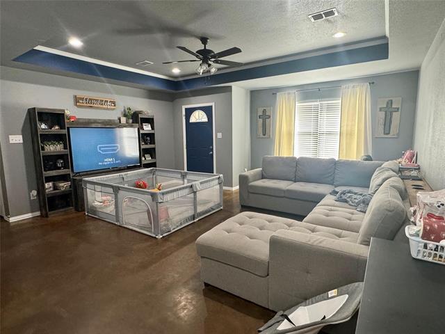 Building Photo - 805 Clay St