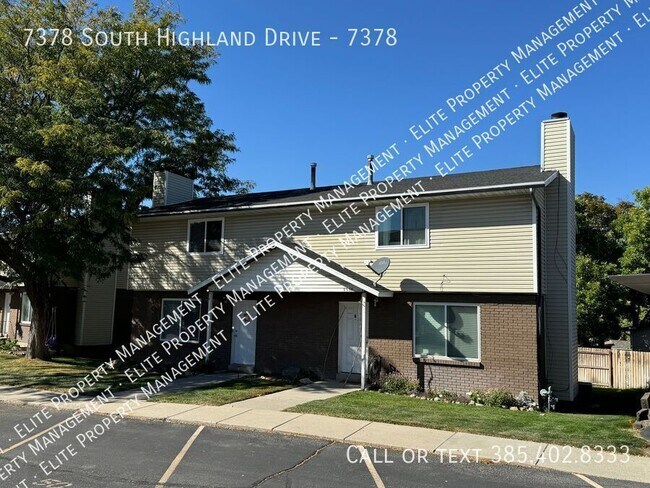 Building Photo - Fully remodeled 3 bed 2.5 bath townhouse i...