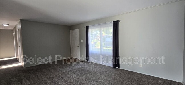 Foto del edificio - 5016 S Camden Dr