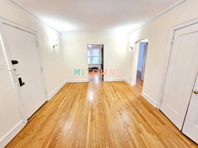Foto del edificio - 4800 N Paulina St