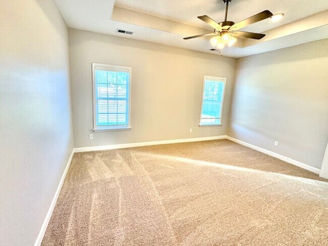 Building Photo - MatthewDrive5696