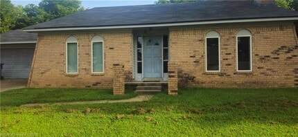 Building Photo - 6223 Atlanta St
