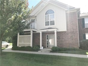 Building Photo - 26210 Chesapeake Cir